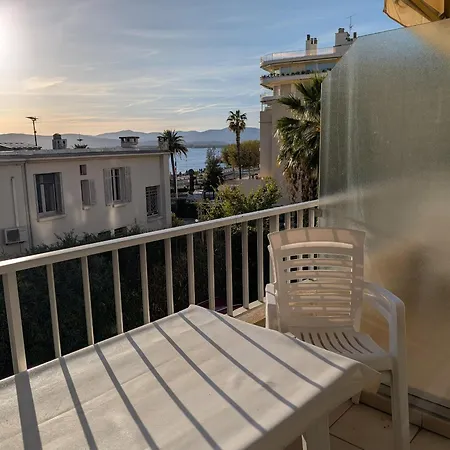 Lejlighed Proche Et Commerces - Climatise, Parking, Wi-fi - Fr-1-466a-12