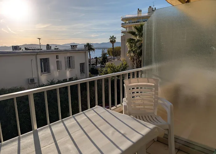 Apartamento Proche Et Commerces - Climatisé, Parking, Wi-fi - Fr-1-466a-12